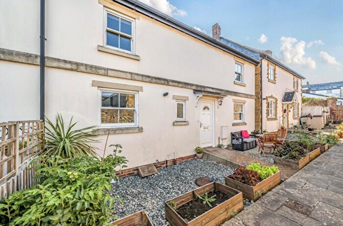 2 Bedroom Terraced House For Sale In Market Place, Wincanton, Somerset, BA9