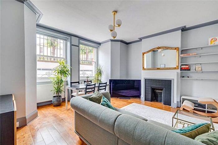 2 Bedroom Flat To Rent In Fulham Road, London, SW6