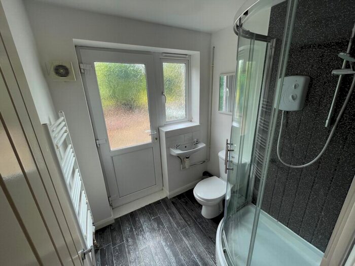 6 Bedroom House To Rent In Hillside Avenue, Canterbury, CT2