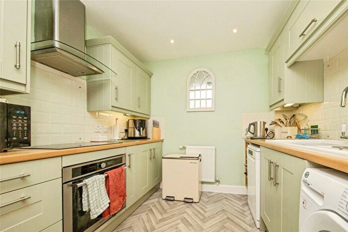 2 Bedroom Flat For Sale In Great Whip Street, Ipswich, Suffolk, IP2