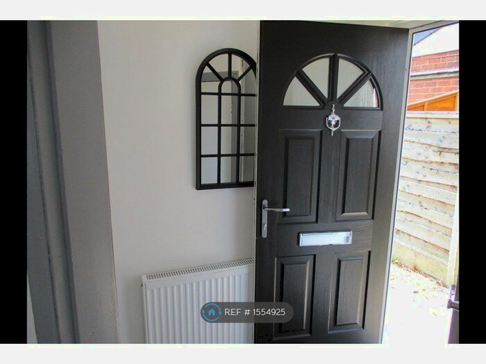 2 Bedroom Semi-Detached House To Rent In Dunkerley Avenue, Failsworth, Manchester, M35