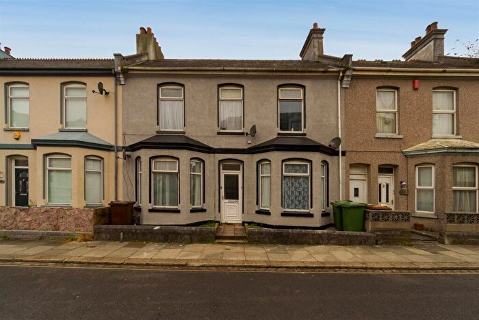 1 Bedroom Flat To Rent In Admiralty Street, Keyham, Plymouth, PL2