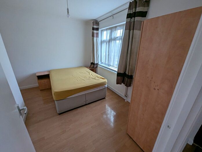 1 Bedroom Maisonette To Rent In Greenford Road, Sudbury Hill, HA1