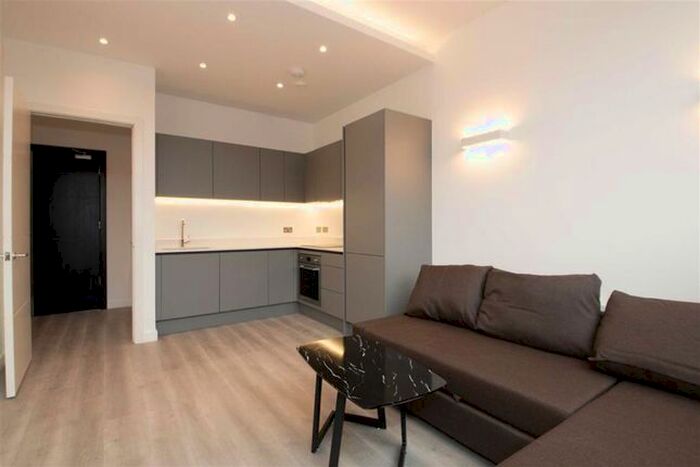 1 Bedroom Flat To Rent In Capital Drive, Linford Wood, Milton Keynes MK14