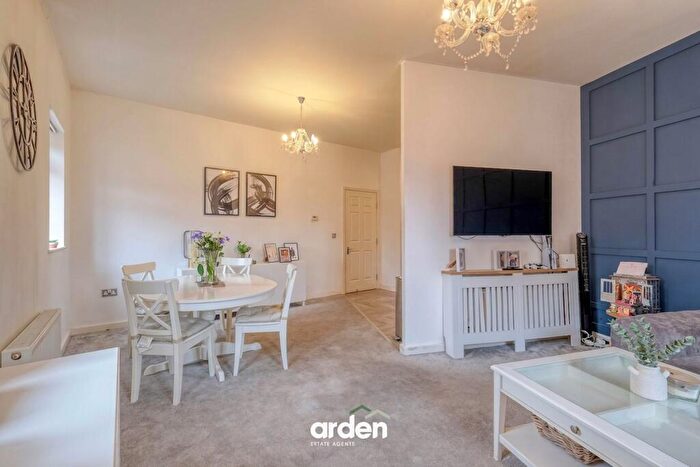 2 Bedroom Flat For Sale In Main Street, Shirley, B90