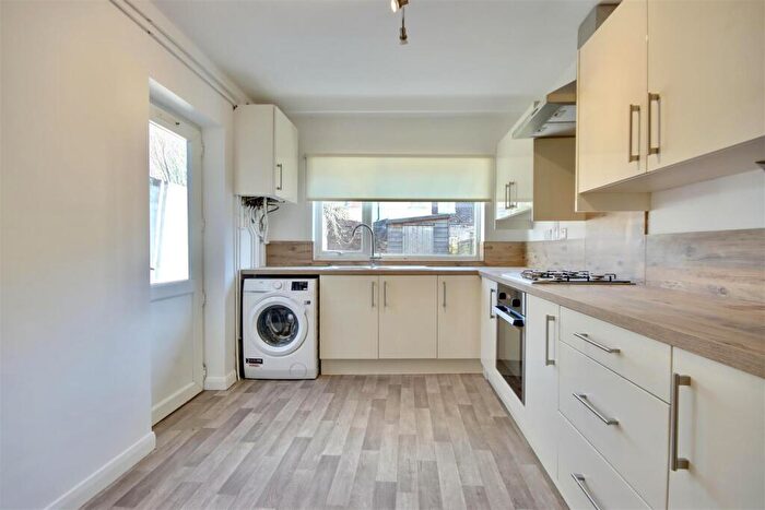 3 Bedroom Terraced House To Rent In Gurney Road, Southsea, PO4