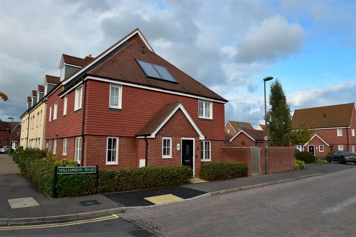 3 Bedroom Property To Rent In Williamson Road, Horley, RH6