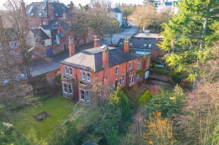 6 Bedroom Detached House For Sale In Tattershall Drive, The Park, NG7