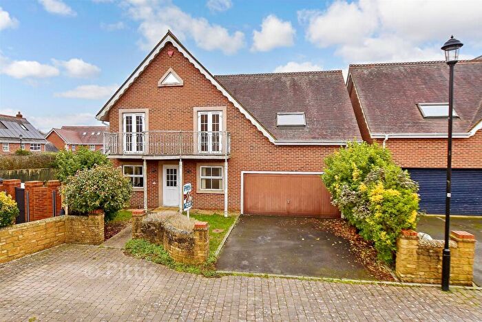 5 Bedroom Detached House For Sale In Coppice End, Ryde, Isle Of Wight, PO33