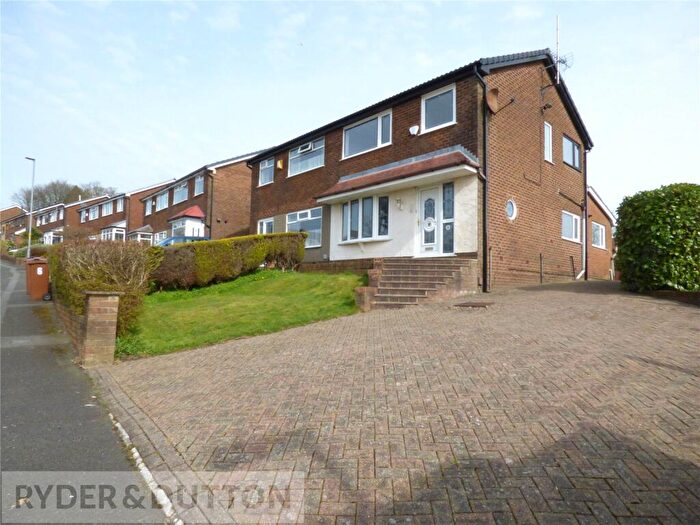3 Bedroom Semi Detached House To Rent In Beechwood Drive, Royton, Oldham, Greater Manchester, OL2