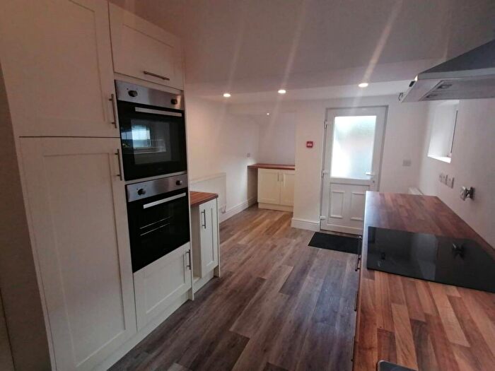 5 Bedroom Terraced House To Rent In Farrar Road, Bangor, Gwynedd, LL57