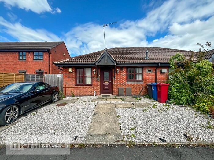 2 Bedroom Bungalow For Sale In Bay Street, Blackburn, Lancashire, BB1
