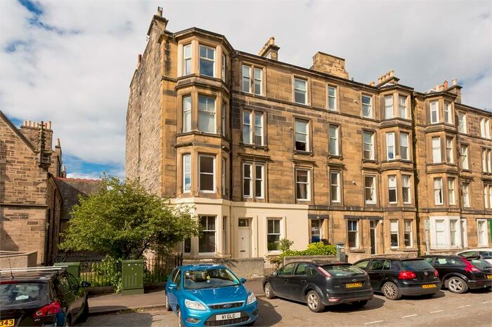 2 Bedroom Flat To Rent In Montgomery Street, Hillside, Edinburgh, EH7
