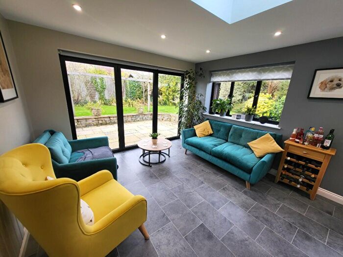 5 Bedroom Detached House For Sale In Freame Way, Gillingham, Dorset, SP8