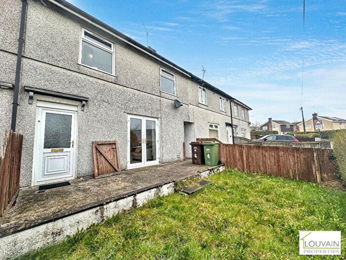 3 Bedroom Terraced House For Sale In Llwyn-On Crescent, Blackwood, NP12