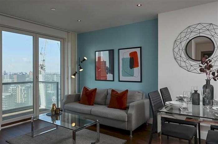 2 Bedroom Flat To Rent In New Bridge Street, Salford, M3