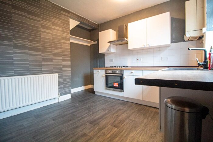 2 Bedroom Semi Detached House To Rent In Mersey Street, Nottingham, NG6