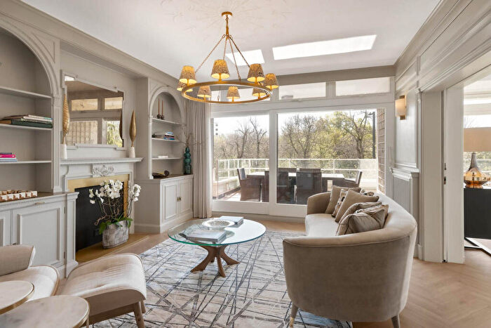 4 Bedroom Apartment For Sale In Imperial Court, London, NW8
