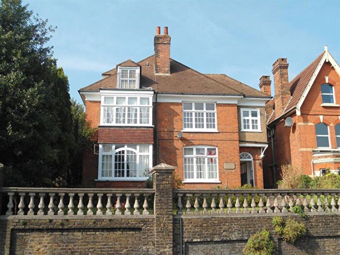 1 Bedroom Flat To Rent In Maidstone Road, Rochester, ME1