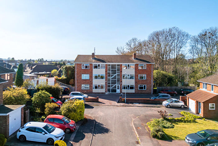 2 Bedroom Triplex For Sale In Tanners Close, Brockworth, Gloucester, Gloucestershire, GL3