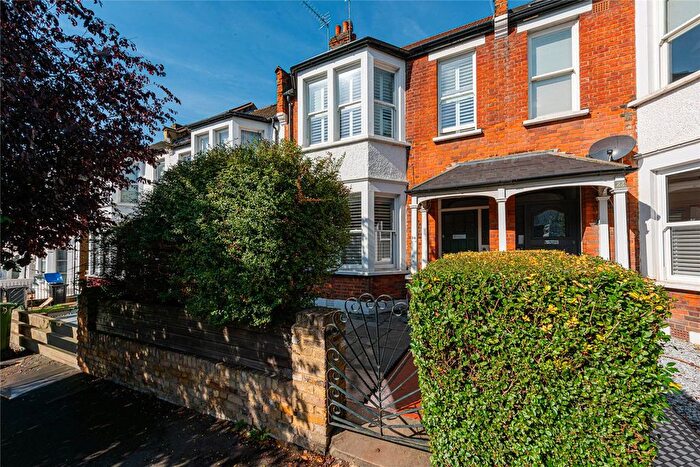 3 Bedroom Flat For Sale In Monson Road, London, NW10