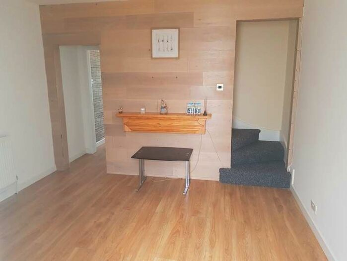 3 Bedroom Terraced House To Rent In 3 Bedroom House To Rent In West Bromwich, B70