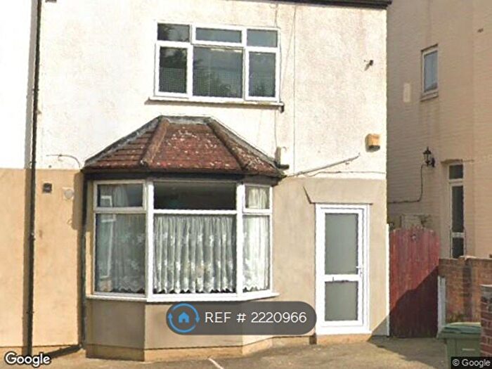 3 Bedroom Flat To Rent In St. Augustines Road, Belvedere, DA17