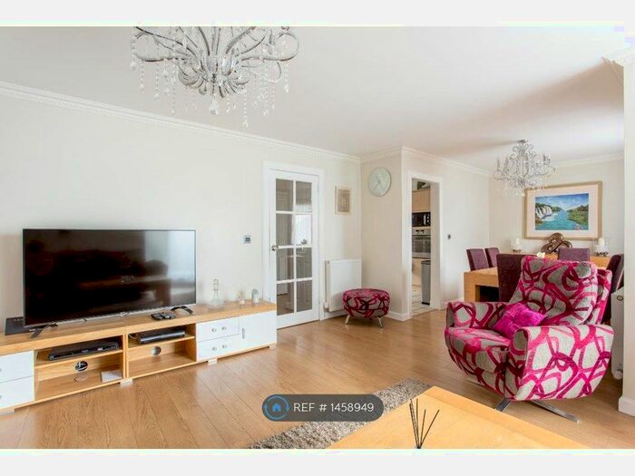 5 Bedroom End Of Terrace House To Rent In Briery Bauks, Edinburgh, EH8