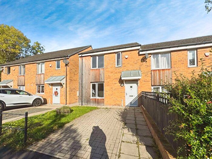 2 Bedroom Terraced House For Sale In The Lonnen, Ryton, NE40