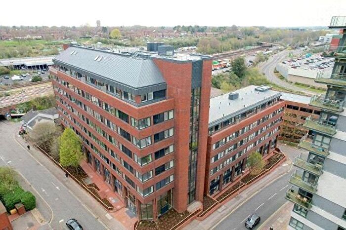 1 Bedroom Flat To Rent In Fairview House, Ashwood Park, Basingstoke, RG23