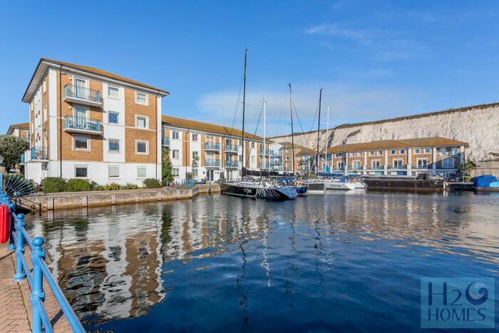 2 Bedroom Flat To Rent In Victory Mews, The Strand, Brighton Marina Village, Brighton, BN2
