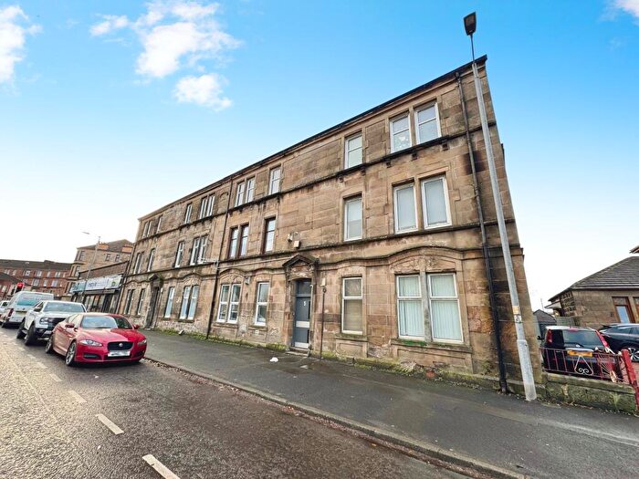 2 Bedroom Flat For Sale In Greenock Road, Paisley, PA3