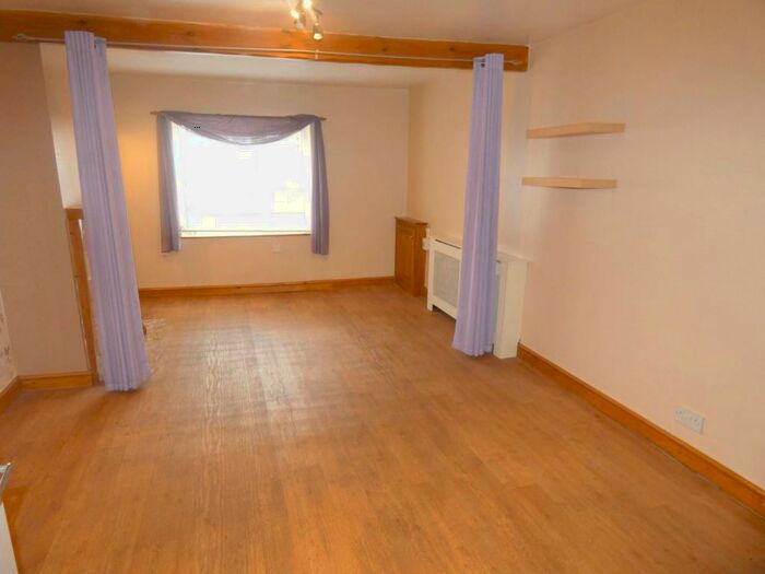 1 Bedroom Flat To Rent In Outram Street, Sutton In Ashfield, NG17