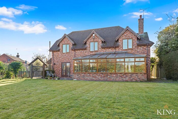 4 Bedroom Detached House For Sale In Kings Coughton Lane, Kings Coughton, Alcester, B49