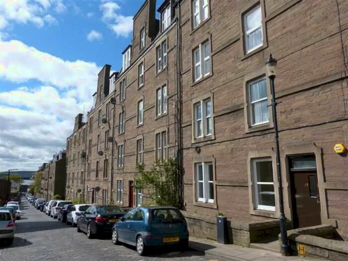2 Bedroom Flat To Rent In G/ Step Row, DD2