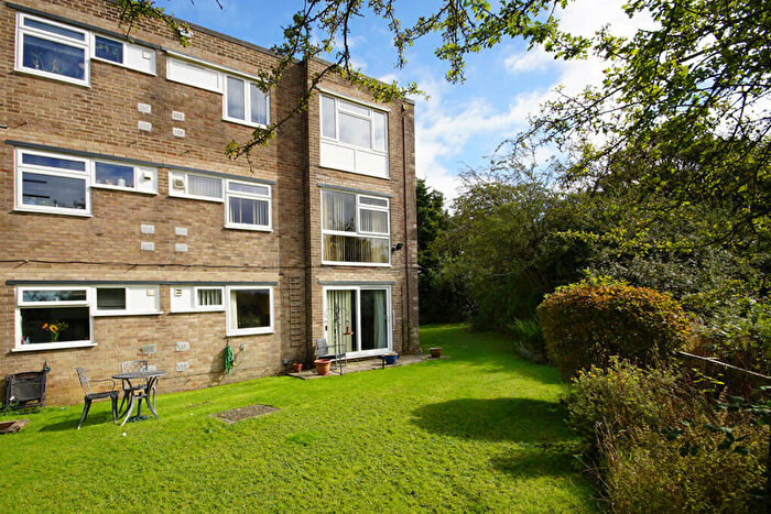 2 Bedroom Flat For Sale In Westleigh Close, Yate, BS37