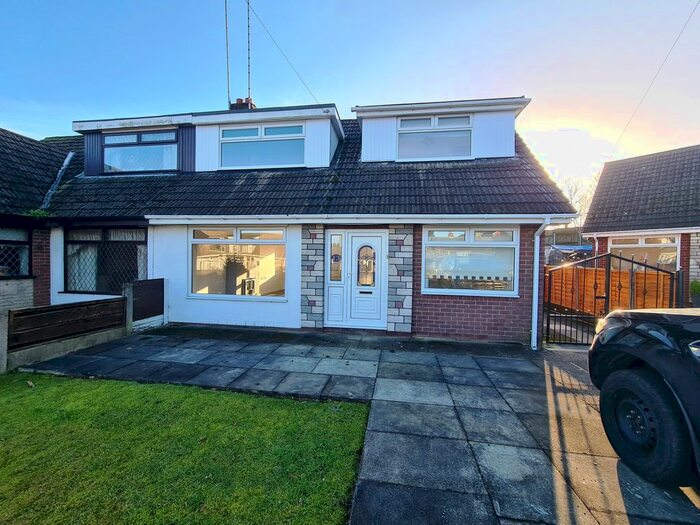 3 Bedroom Semi-Detached House To Rent In Dorset Close, Heywood OL10