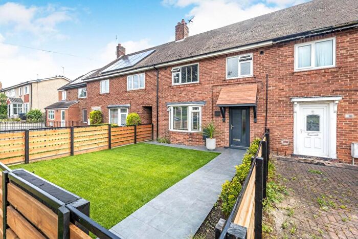 3 Bedroom Terraced House For Sale In Walworth Avenue, Harrogate, HG2