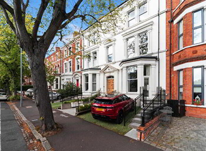 2 Bedroom Apartments For Sale In Portland House, Wellington Park, Belfast, BT9