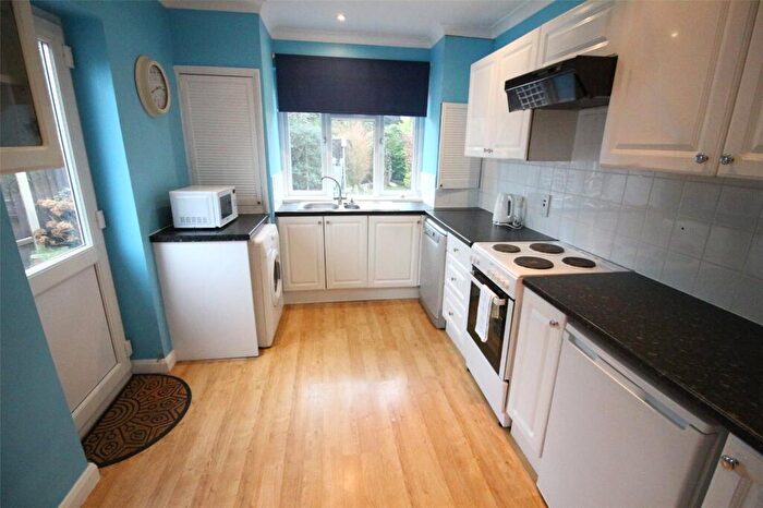 2 Bedroom Bungalow For Sale In Charterhouse Road, Orpington, BR6