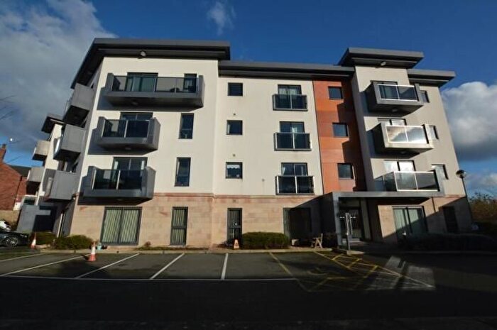 1 Bedroom Flat To Rent In Field View, Chesterfield, S40