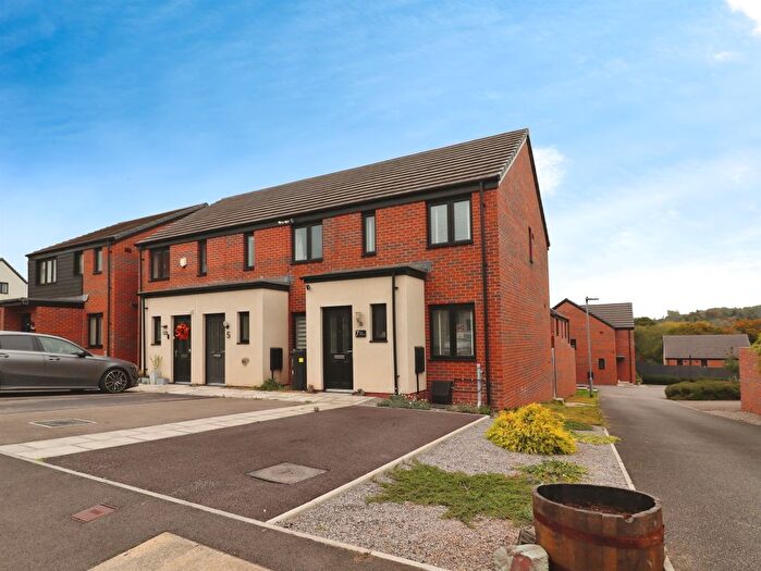 2 Bedroom End Of Terrace House For Sale In Clos Thomas, Old St. Mellons, Cardiff, CF3