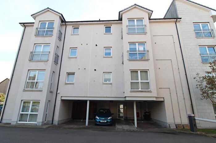 2 Bedroom Flat To Rent In Duff Street, Mid Floor, Aberdeen, AB24