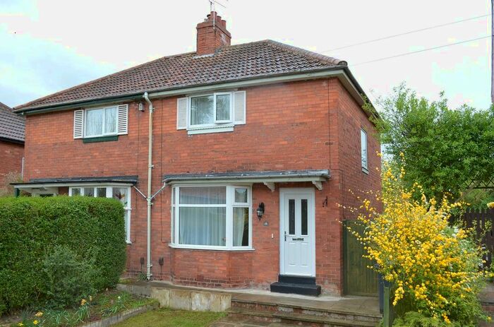 2 Bedroom Semi-Detached House To Rent In Chestnut Grove, Acomb, York, YO26