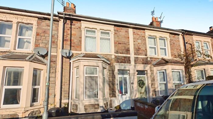 2 Bedroom Property For Sale In Kensington Road, Staple Hill, Bristol, BS16