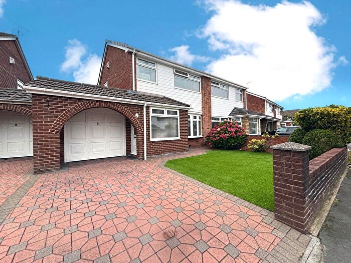 3 Bedroom Semi-Detached House For Sale In Weaver Ave, Shevington Park, L33