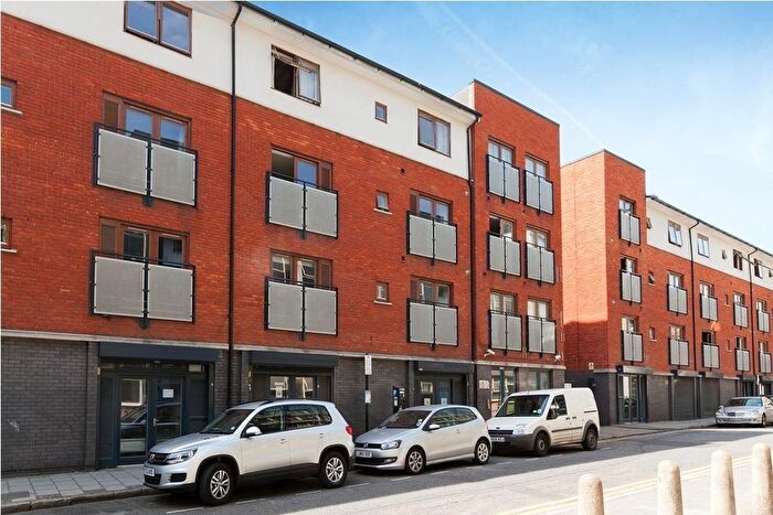 2 Bedroom Apartment To Rent In Atlantic House, Waterson Street, E2