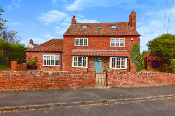 6 Bedroom Property For Sale In East End, Long Clawson, Melton Mowbray, LE14