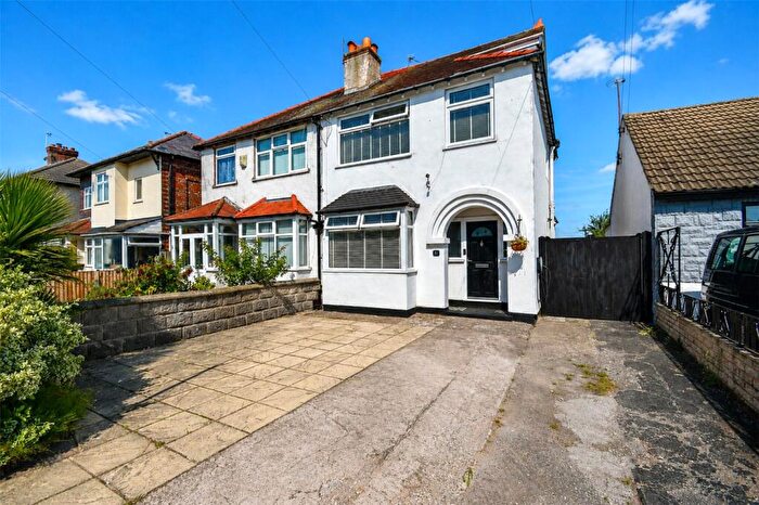 4 Bedroom Semi-Detached House For Sale In Chapelhill Road, Moreton, Wirral, CH46