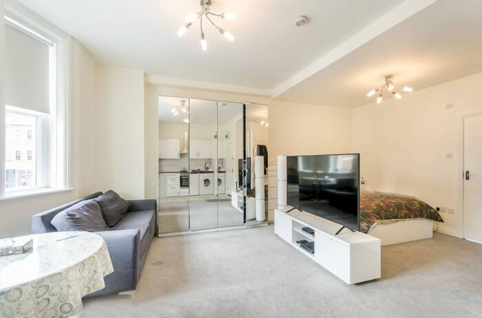 Studio To Rent In Allitsen Road, St Johns Wood, London, NW8